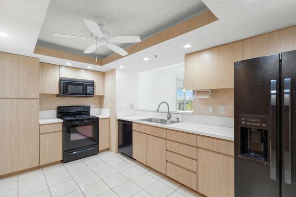 Interior, Kitchen, Recessed Lighting