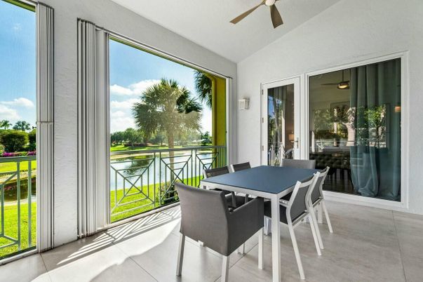 Dining room, Interior