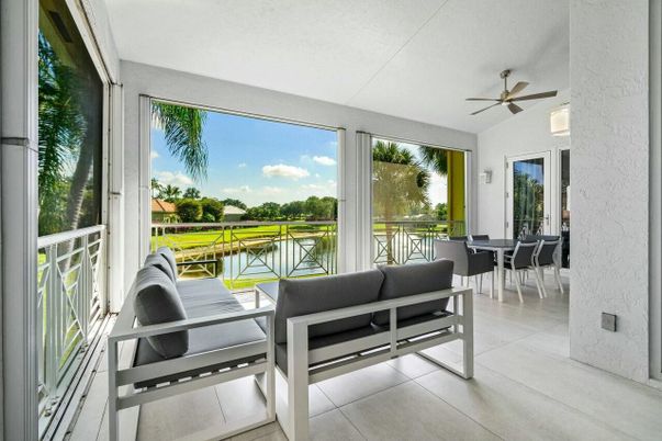 Dining room, Interior, Sun Room, Water