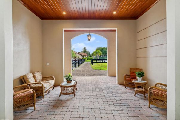 Exterior, Recessed Lighting