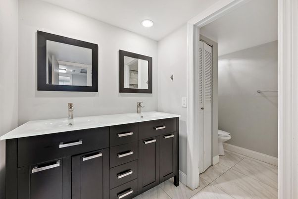 Bathroom, Dual Sink Vanities, Interior, Marble, Recessed Lighting