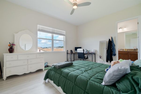 Bedroom, Home Office, Interior, Wood Texture Flooring