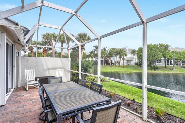 Glass Ceilings, Interior, Sun Room, Water