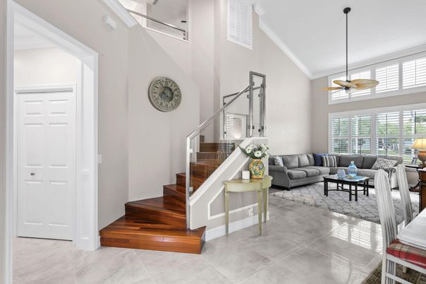 Interior, Living room, Pendant Lights