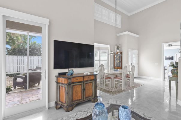Dining room, Interior, Pendant Lights