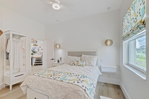 Bedroom, Interior, Pendant Lights, Wood Texture Flooring
