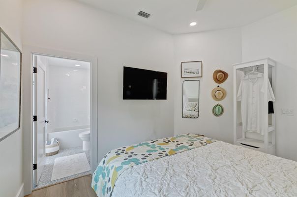 Bathroom, Bedroom, Interior, Recessed Lighting