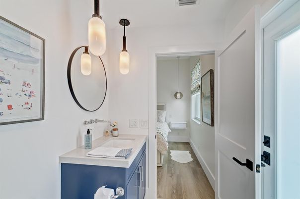 Bathroom, Bedroom, Interior, Pendant Lights, Wood Texture Flooring