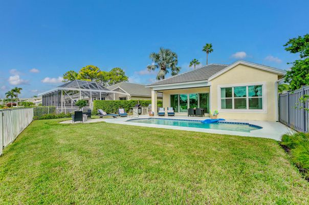Backyard, Exterior, Pool