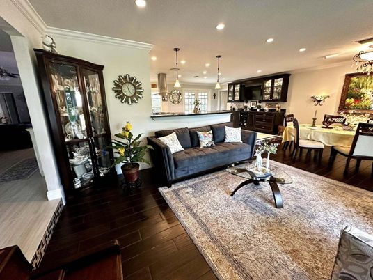 Dining room, Interior, Kitchen, Living room, Pendant Lights, Recessed Lighting, Wood Texture Flooring