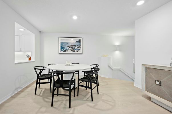 Dining room, Interior, Recessed Lighting