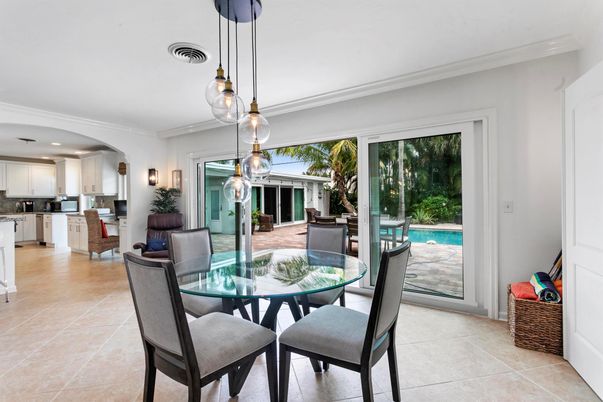 Dining room, Interior, Kitchen, Pendant Lights, Recessed Lighting