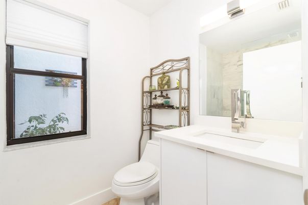 Bathroom, Interior, Marble Walls