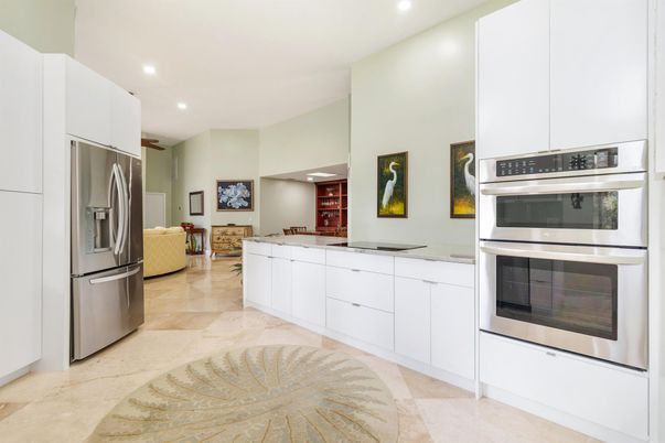 Interior, Kitchen, Living room, Recessed Lighting, Stainless Steel Appliances