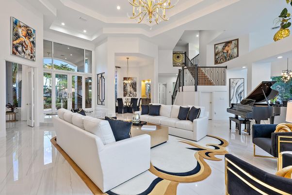 Chandelier, Interior, Living room, Pendant Lights, Piano, Recessed Lighting