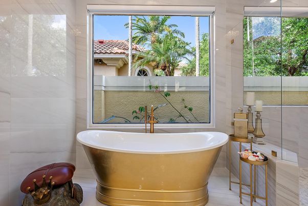 Bathroom, Free Standing Baths, Interior
