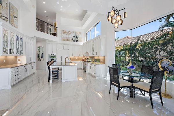 Chandelier, Dining room, Interior, Kitchen, Marble, Pendant Lights, Recessed Lighting