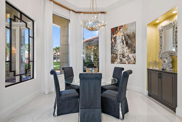 Dining room, Interior, Pendant Lights, Recessed Lighting