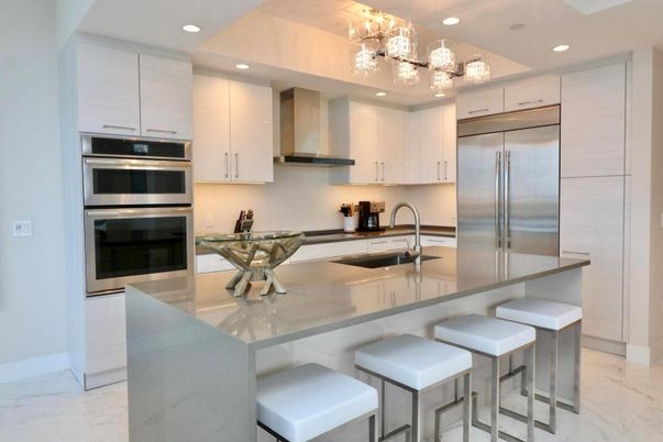 Chandelier, Interior, Kitchen, Marble, Recessed Lighting, Stainless Steel Appliances