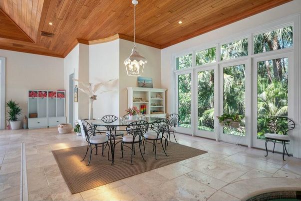 Dining room, Interior, Pendant Lights, Recessed Lighting, Wooden Ceilings