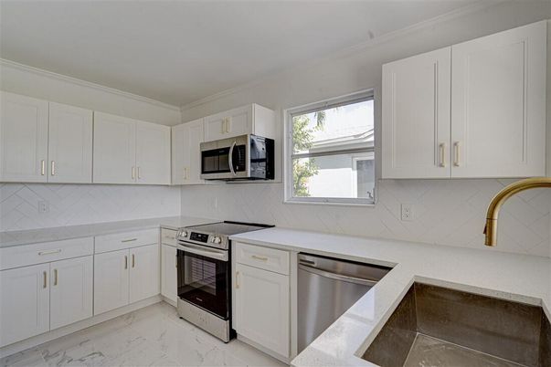 Interior, Kitchen, Marble, Stainless Steel Appliances