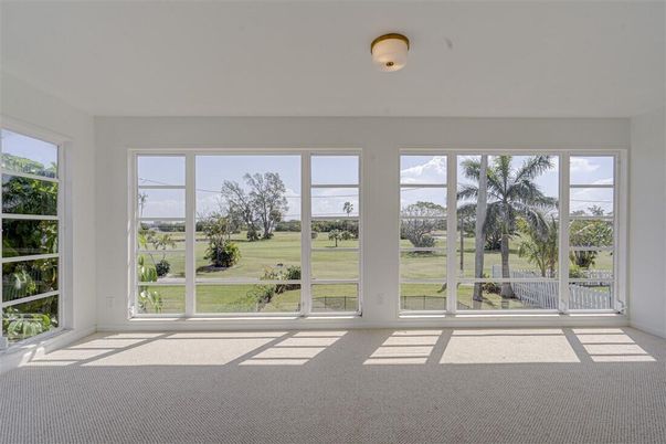 Empty room, Interior, Sun Room