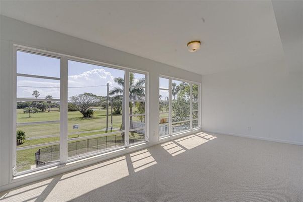 Empty room, Interior, Sun Room