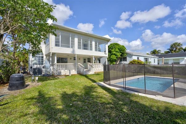 Backyard, Exterior, Pool