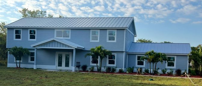 Exterior, Facade, Farmhouse