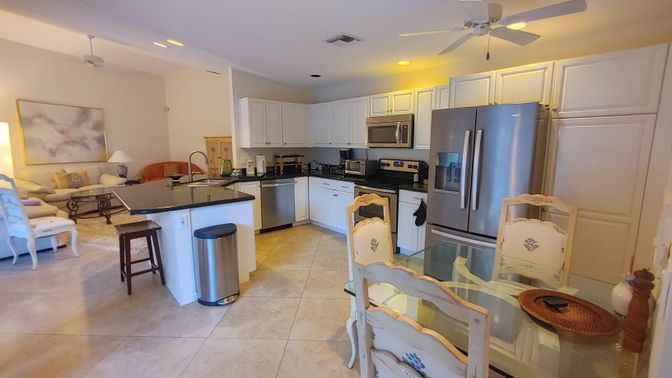 Dining room, Interior, Kitchen, Recessed Lighting, Stainless Steel Appliances