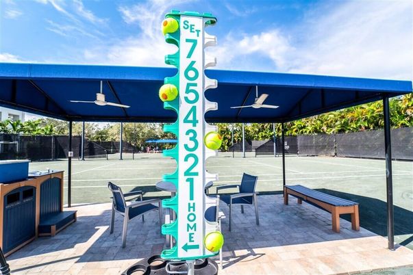 Exterior, Tennis Courts