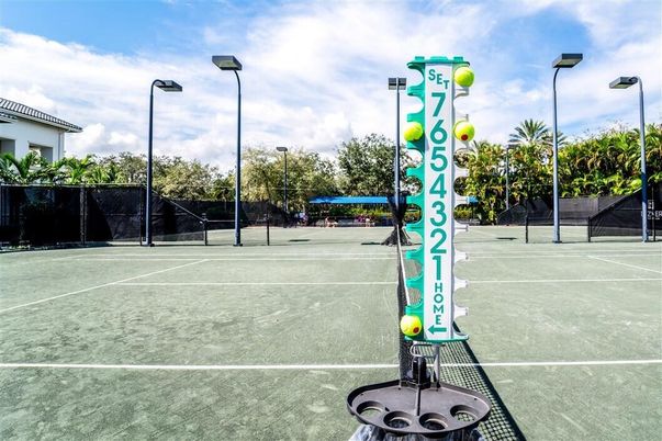 Exterior, Tennis Courts