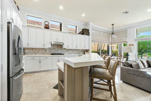 Dining room, Interior, Kitchen, Pendant Lights, Recessed Lighting