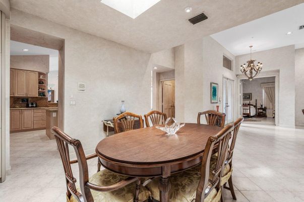Chandelier, Dining room, Interior, Kitchen, Recessed Lighting