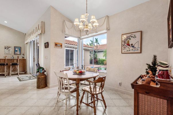 Chandelier, Dining room, Interior, Recessed Lighting