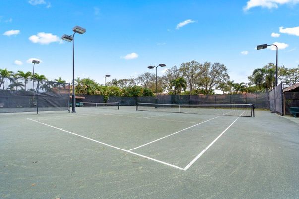 Exterior, Tennis Courts