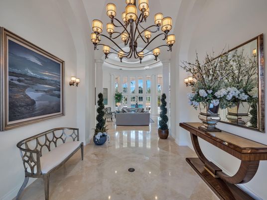 Chandelier, Interior, Living room