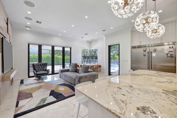 Interior, Kitchen, Living room, Pendant Lights, Recessed Lighting, Stainless Steel Appliances