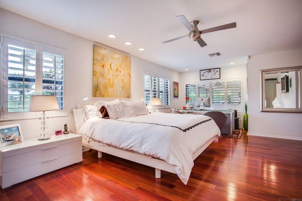 Bedroom, Interior, Recessed Lighting, Wood Texture Flooring
