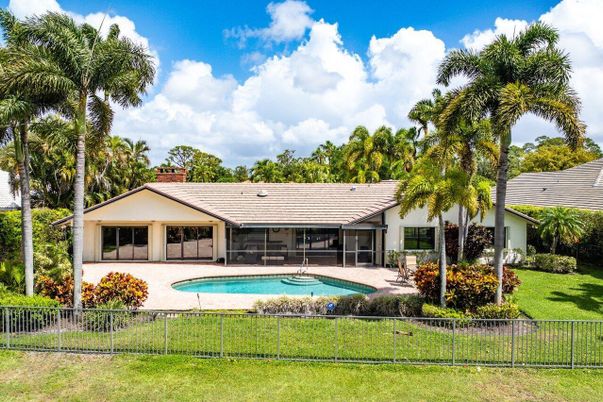 Backyard, Exterior, Pool
