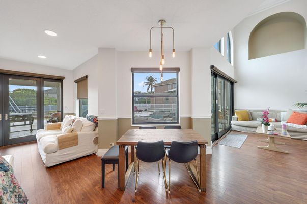 Dining room, Interior, Living room, Pendant Lights, Recessed Lighting, Wood Texture Flooring
