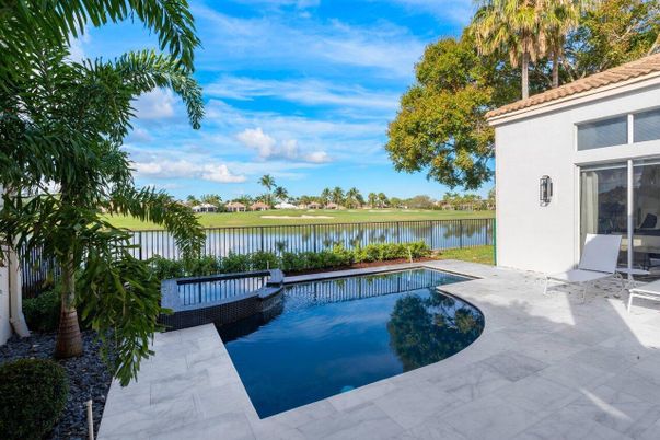 Exterior, Pool, Water