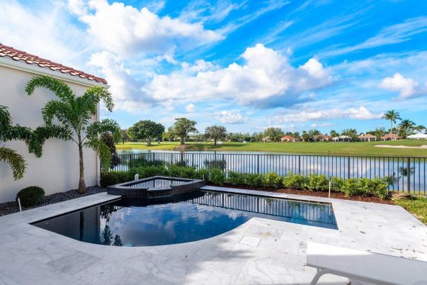 Exterior, Pool, Water