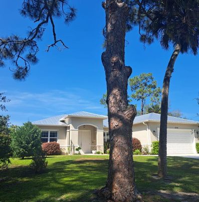 Attached, Backyard, Exterior, Facade, Ranch