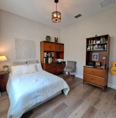 Bedroom, Interior, Pendant Lights, Wood Texture Flooring