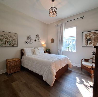 Bedroom, Interior, Pendant Lights, Wood Texture Flooring