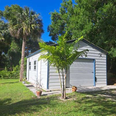 Backyard, Detached Garage, Exterior