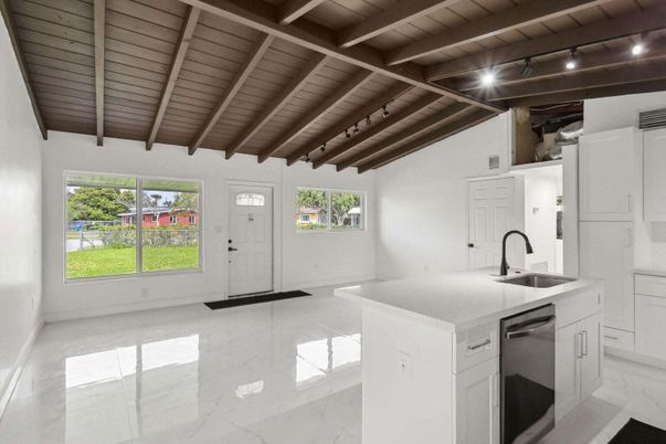 Interior, Kitchen, Stainless Steel Appliances, Wooden Beams, Wooden Ceilings