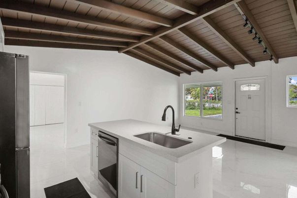 Interior, Kitchen, Stainless Steel Appliances, Wooden Beams, Wooden Ceilings