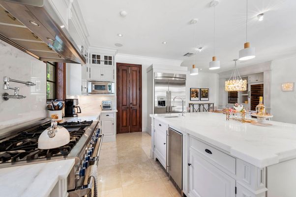 Interior, Kitchen, Pendant Lights, Recessed Lighting, Stainless Steel Appliances